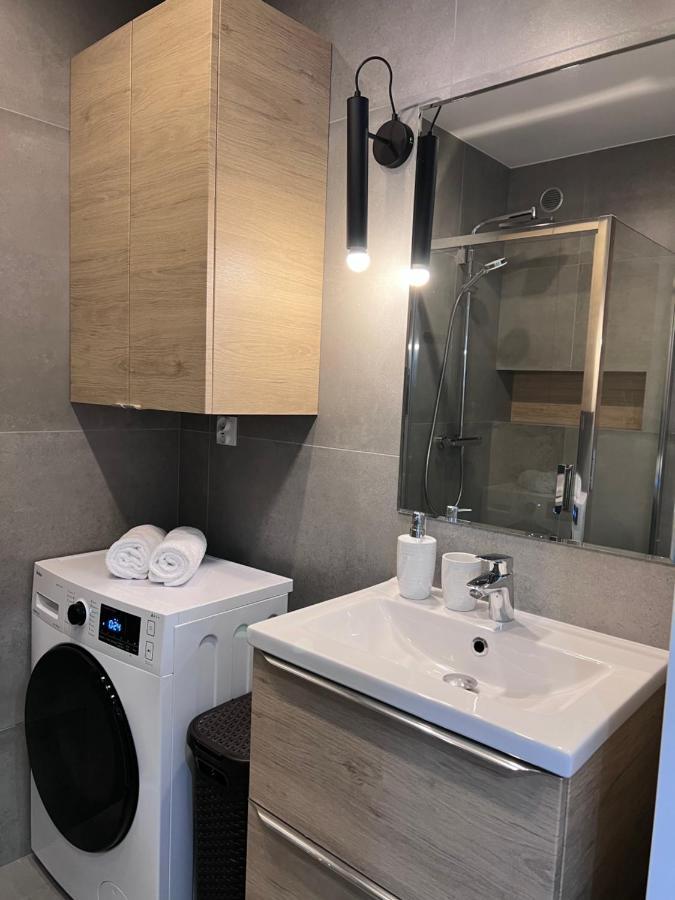 Апартаменти Apartament Jeleniowska Podziemny Parking Taras Кельце Екстер'єр фото