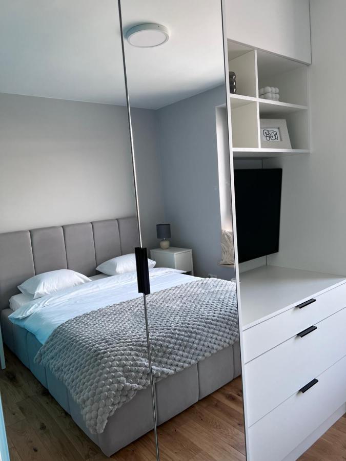 Апартаменти Apartament Jeleniowska Podziemny Parking Taras Кельце Екстер'єр фото